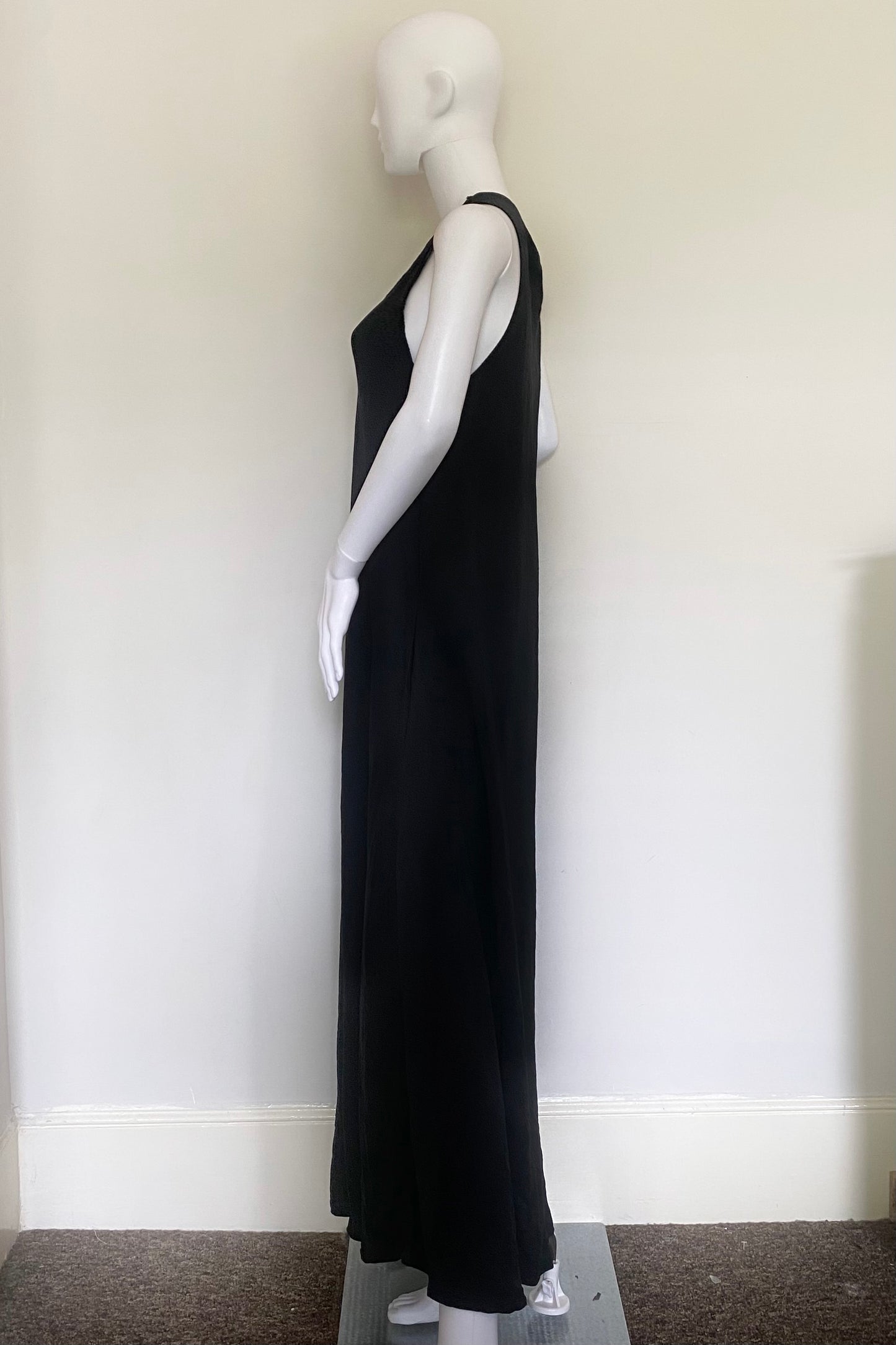 Maxi V-Neck Pocket Dress