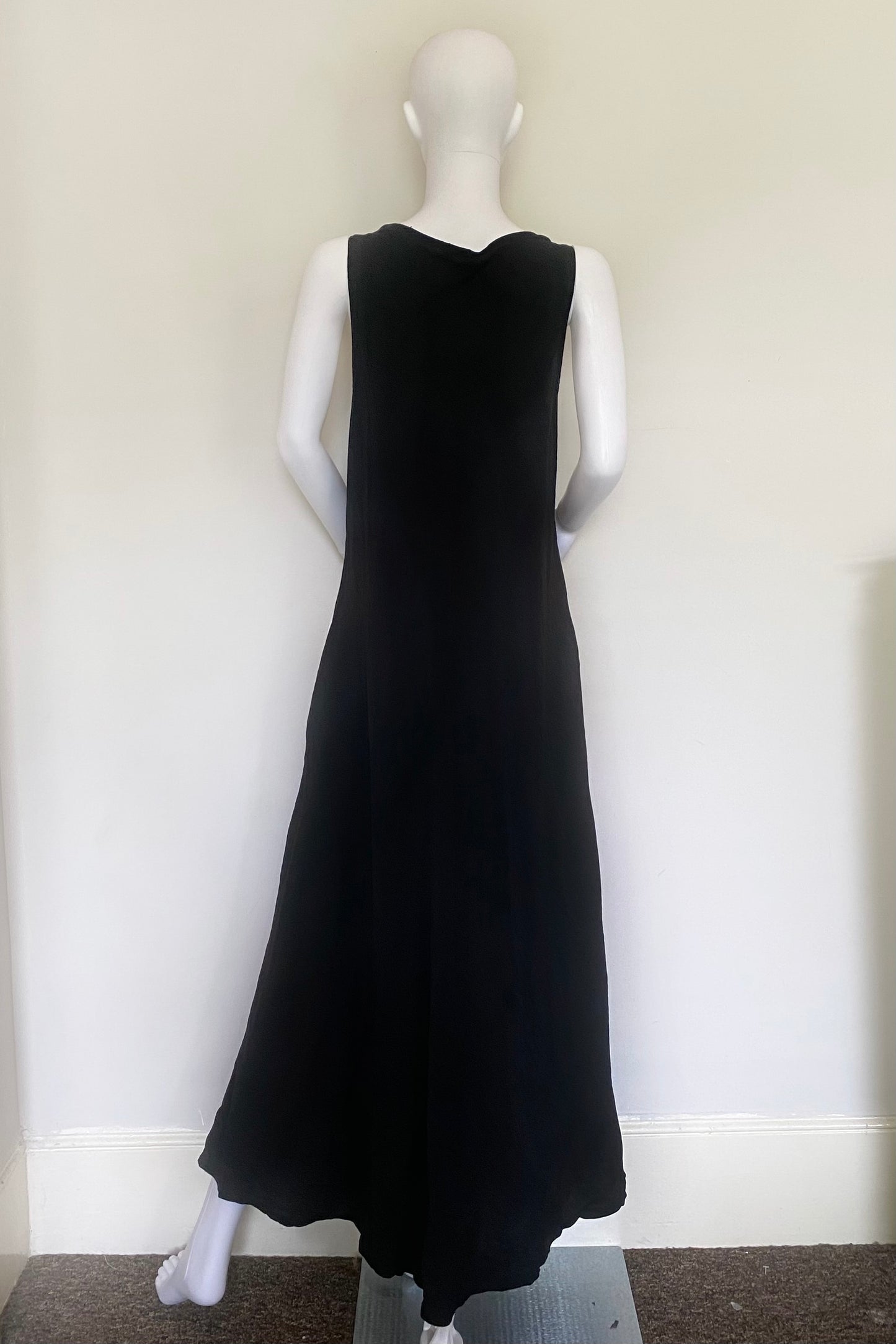 Maxi V-Neck Pocket Dress