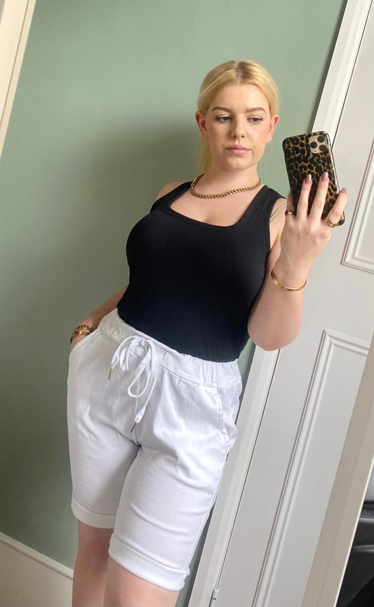 Magic Stretch Shorts